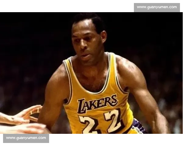 史密斯裸绞普莱斯豪取两连胜，统治级表现彰显实力差距